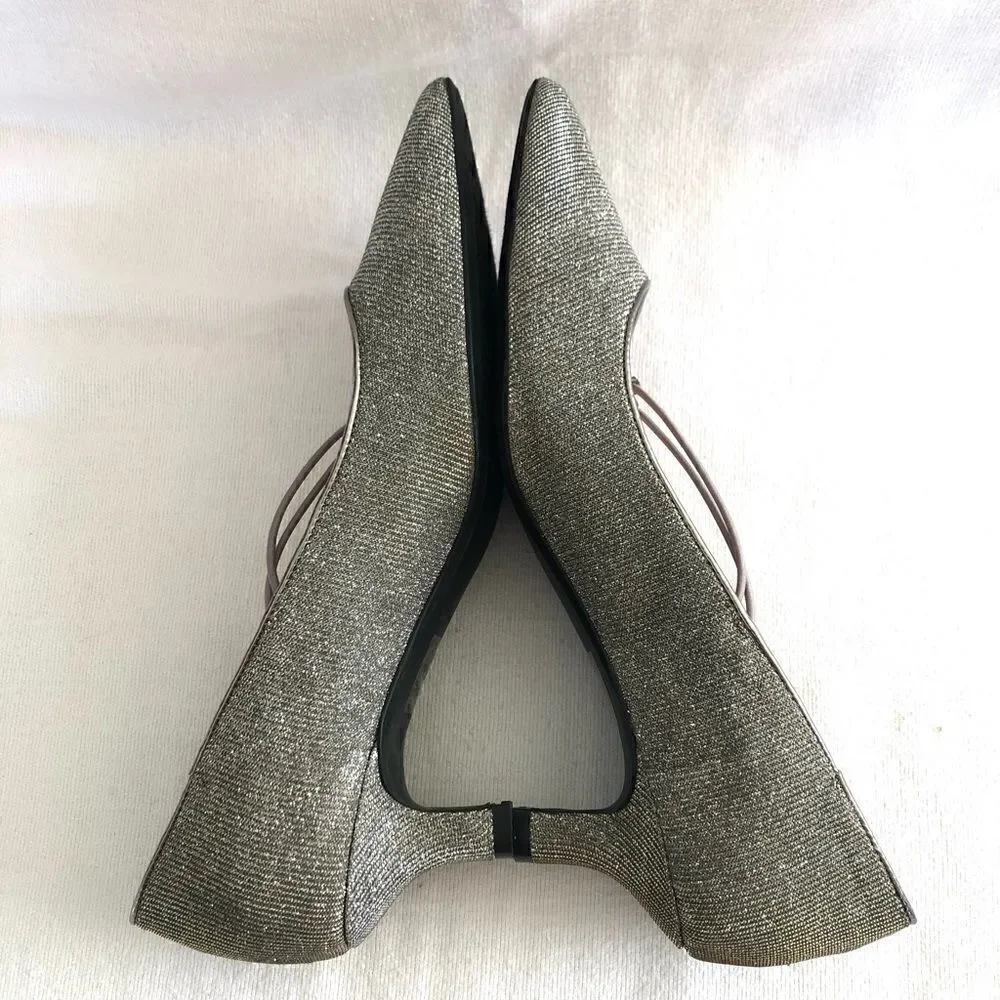 J.Renee Idenah womens pointed toe pump size 9M